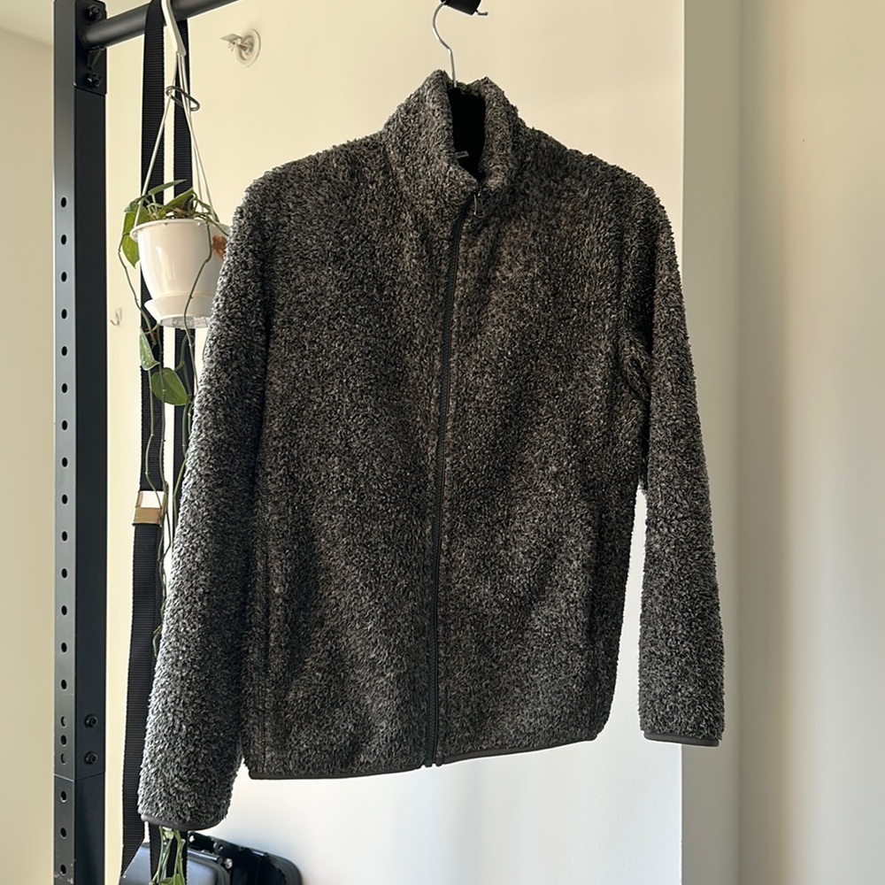 Grey Uniqlo Fluffy Yarn Zip Up Fleece Jacket XS